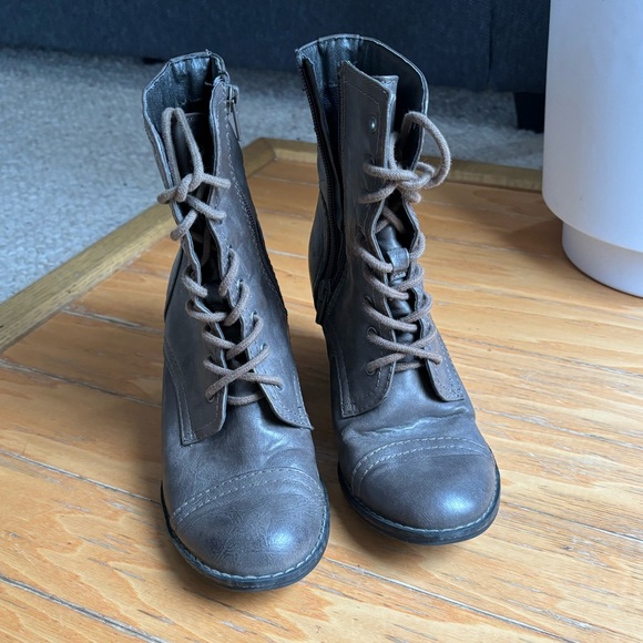 Lace-up gray/brown Boots - Picture 4 of 9